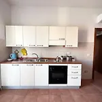 Mv Apartament 4B